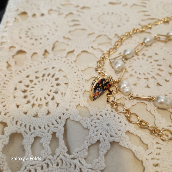 Talbots Gold and Pearl Necklace with Heart Pendant - Picture 8 of 14